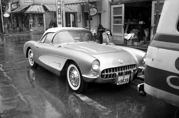 57-1a (072-03) 1957 Chevrolet Corvette 2dr Convertible.jpg